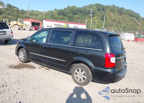 2012 Chrysler Town & Country Touring from USA, damaged, VIN 2C4RC1BG2CR251644
